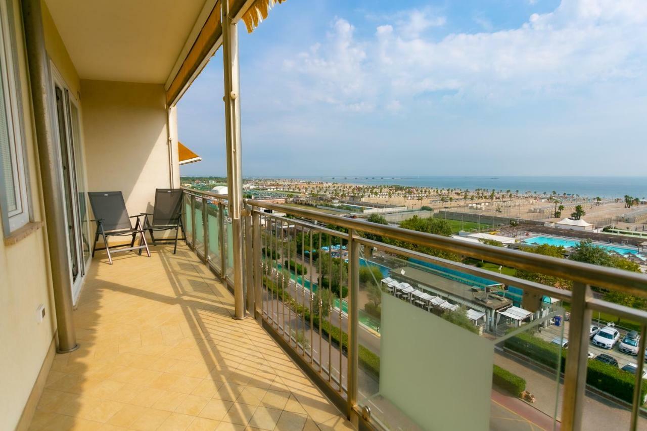 Le Murrine Frontemare Apartment Seaview Sottomarina Exterior photo